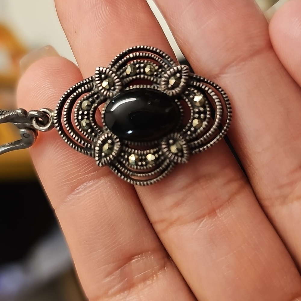 Vintage Elegant Black and Silver Earrings